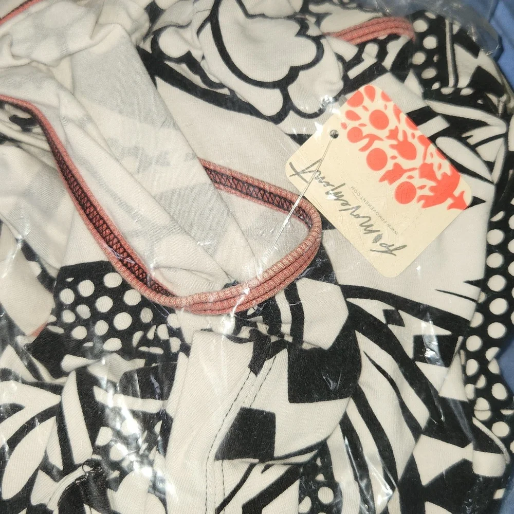 New FP Movement Free People Hot Shot Onesie S Padma Black Printed Combo Jumpsuit - Picture 16 of 16